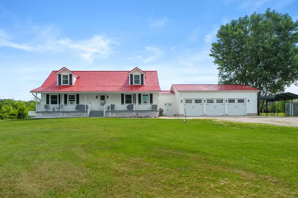 6193 S Ionia Road Bellevue, MI 49021