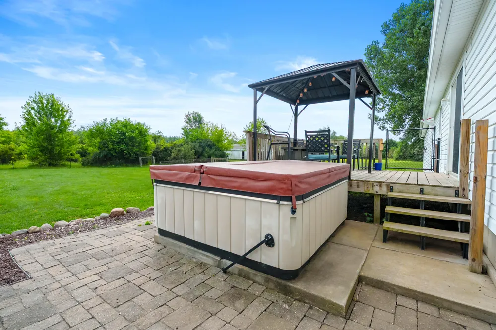 6193 S Ionia Road Bellevue, MI 49021