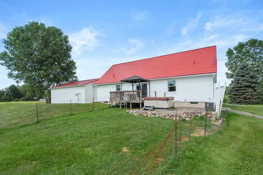 6193 S Ionia Road Bellevue, MI 49021
