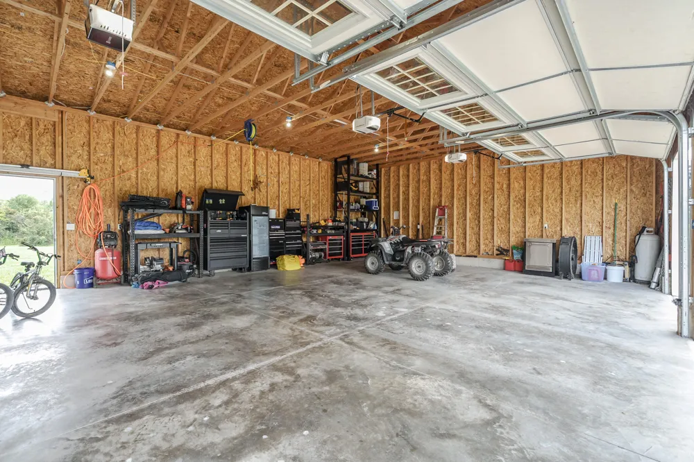 6193 S Ionia Road Bellevue, MI 49021