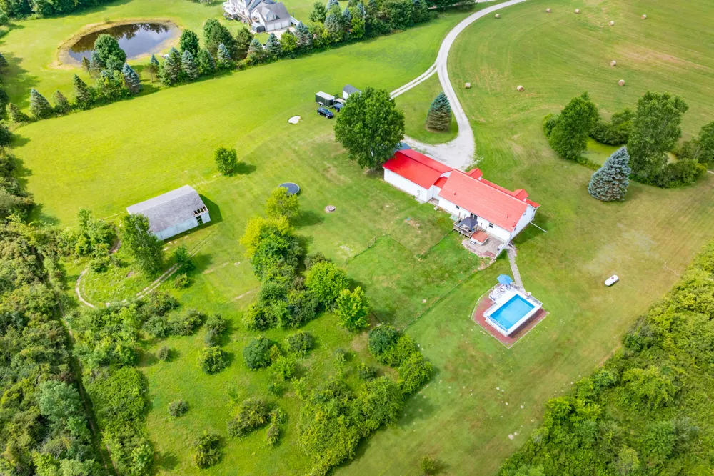 6193 S Ionia Road Bellevue, MI 49021