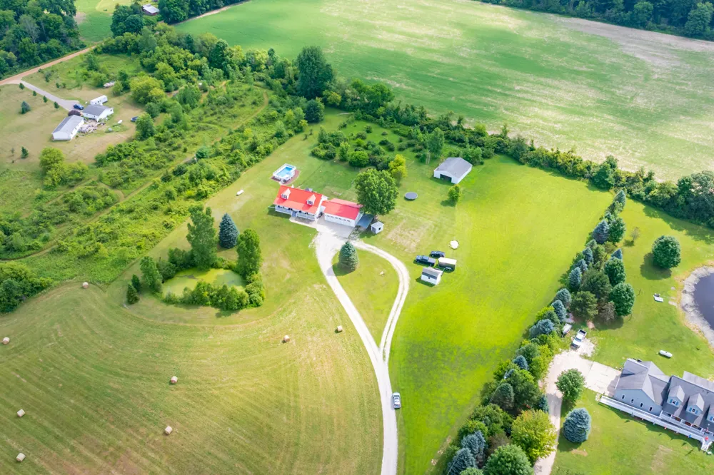 6193 S Ionia Road Bellevue, MI 49021