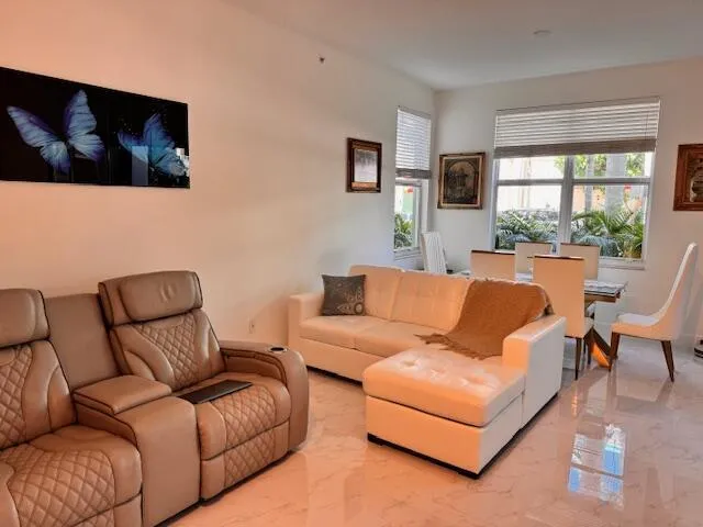 804 E Windward Way #103 Lantana, FL 33462
