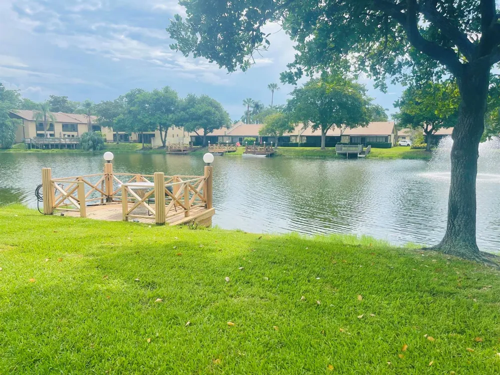 751 Banks Road Margate, FL 33063