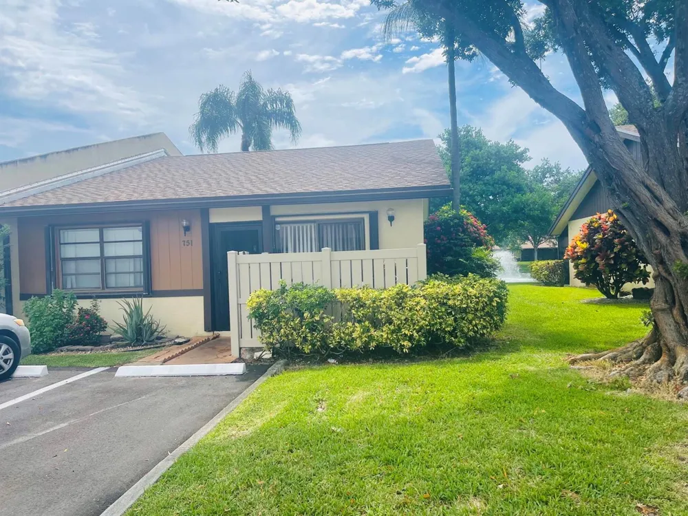 751 Banks Road Margate, FL 33063