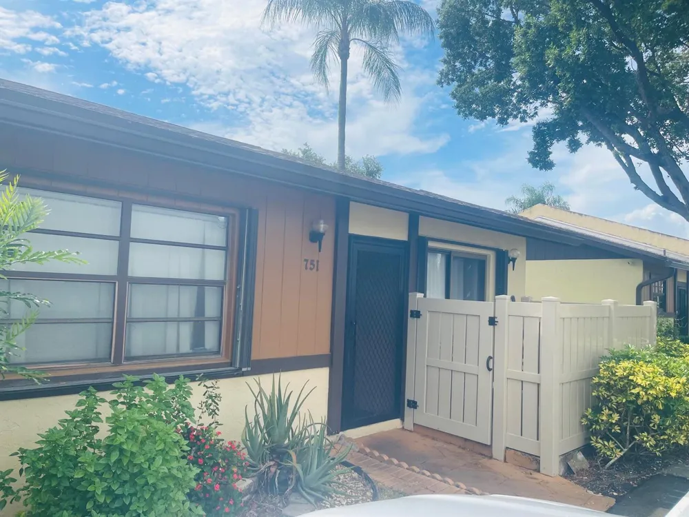 751 Banks Road Margate, FL 33063