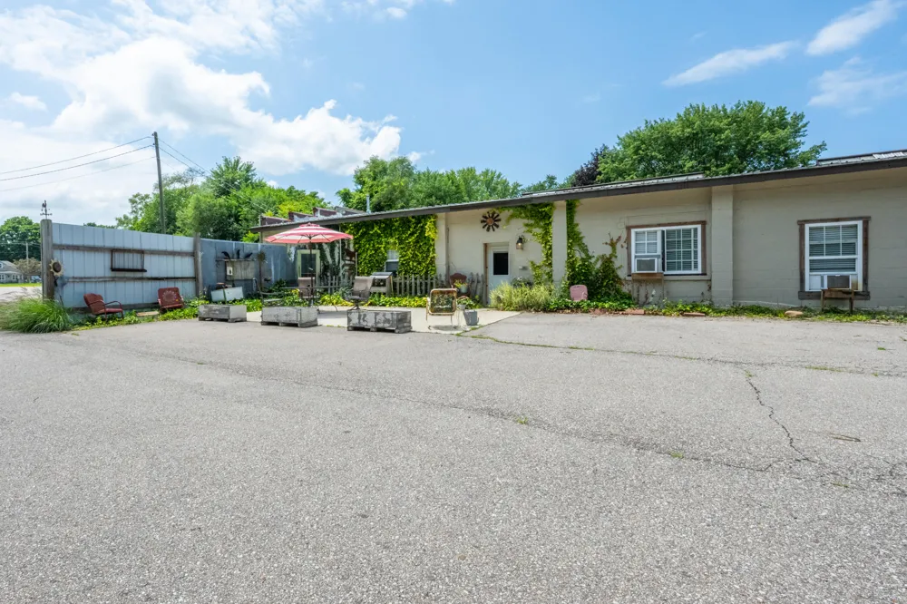 135 W St Joseph Street Coloma, MI 49038