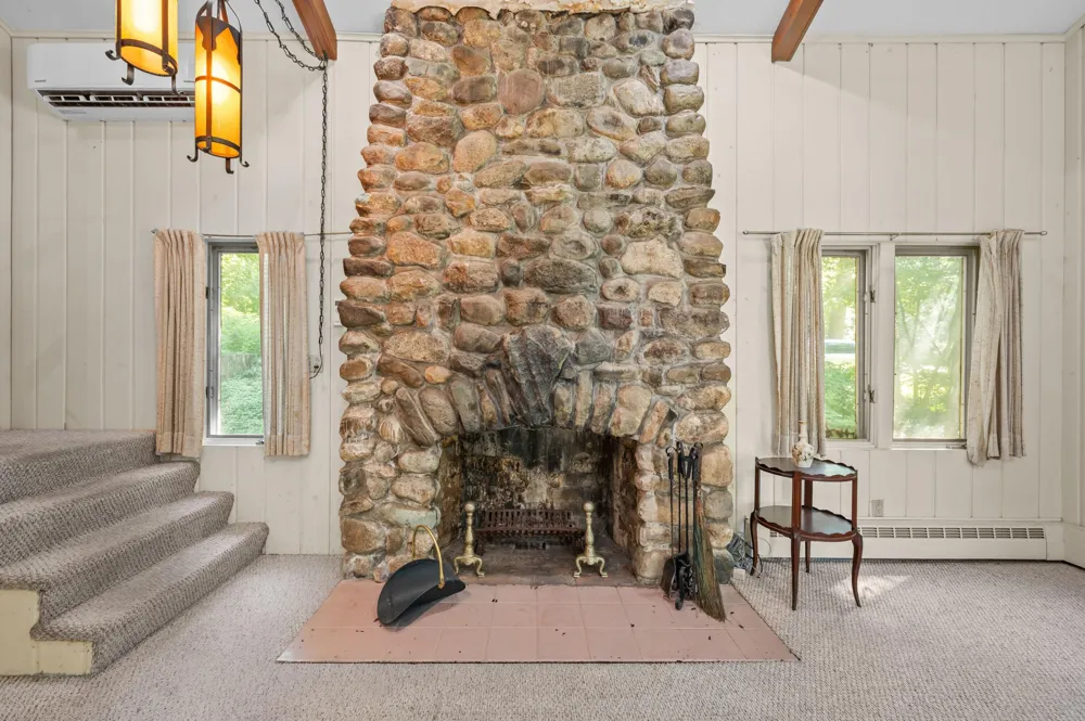 4128 Ponchartrain Trail Michiana, MI 49117