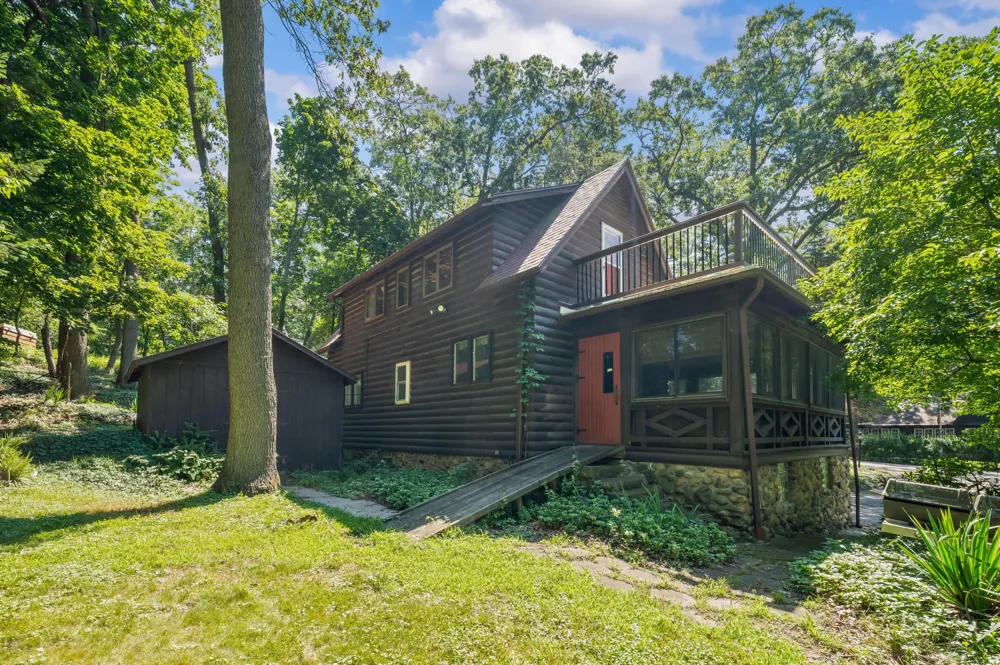 4128 Ponchartrain Trail Michiana, MI 49117