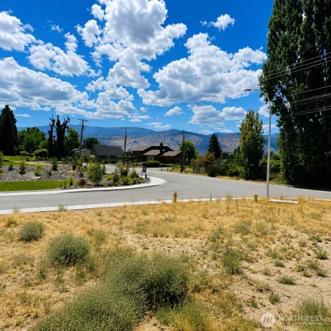 3217 NW Cascade Ave Lot 29