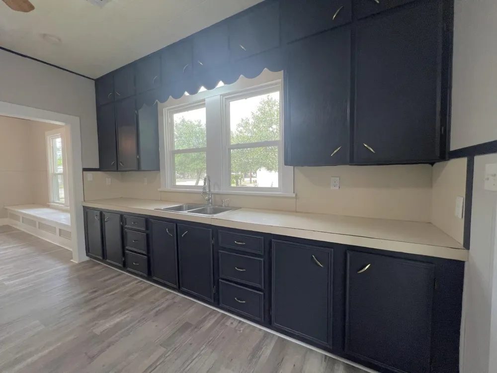 115 Summit Street Schulenburg, TX 78956