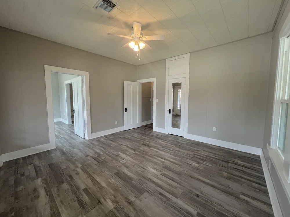 115 Summit Street Schulenburg, TX 78956