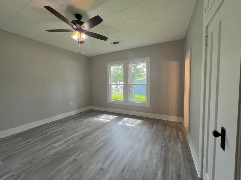115 Summit Street Schulenburg, TX 78956