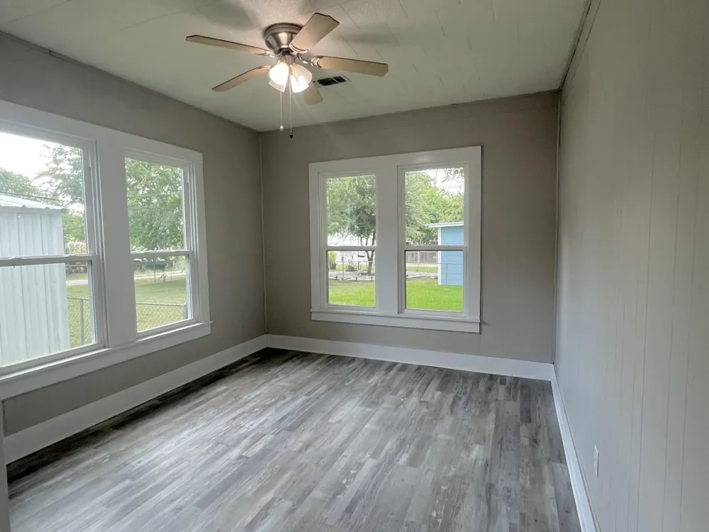 115 Summit Street Schulenburg, TX 78956