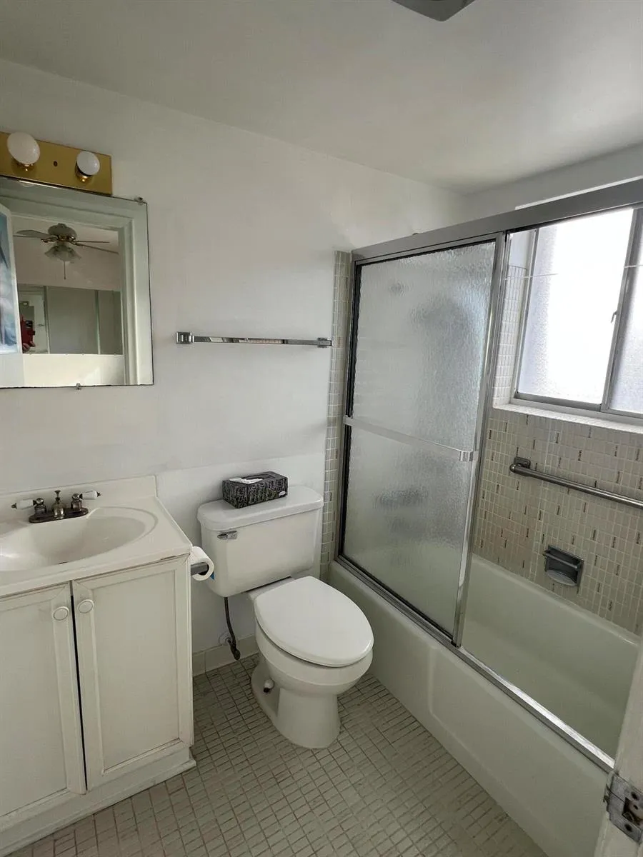 2840 Cynthia Lane #207 