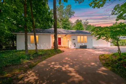 9064 Nature Way