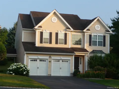 220 Roosevelt Drive