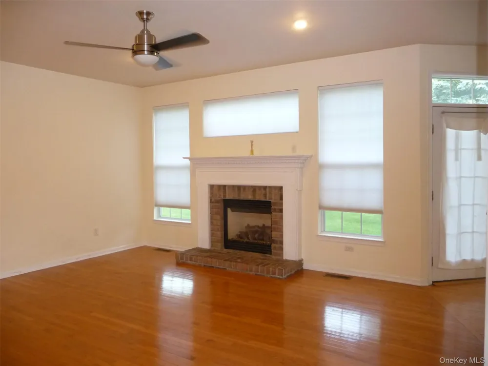 220 Roosevelt Drive Fishkill, NY 12524