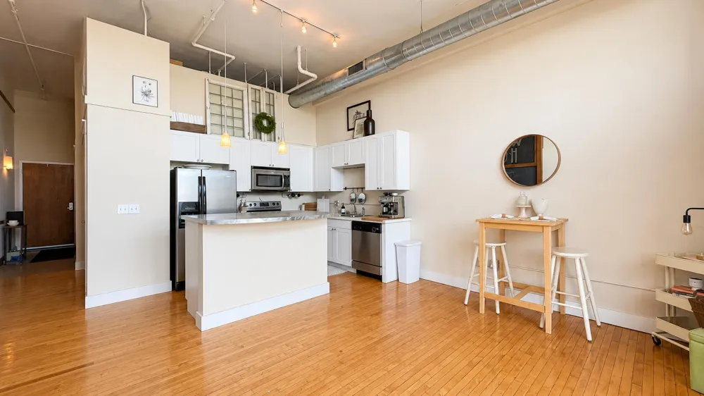 600 Broadway Avenue NW #317 Grand Rapids, MI 49504