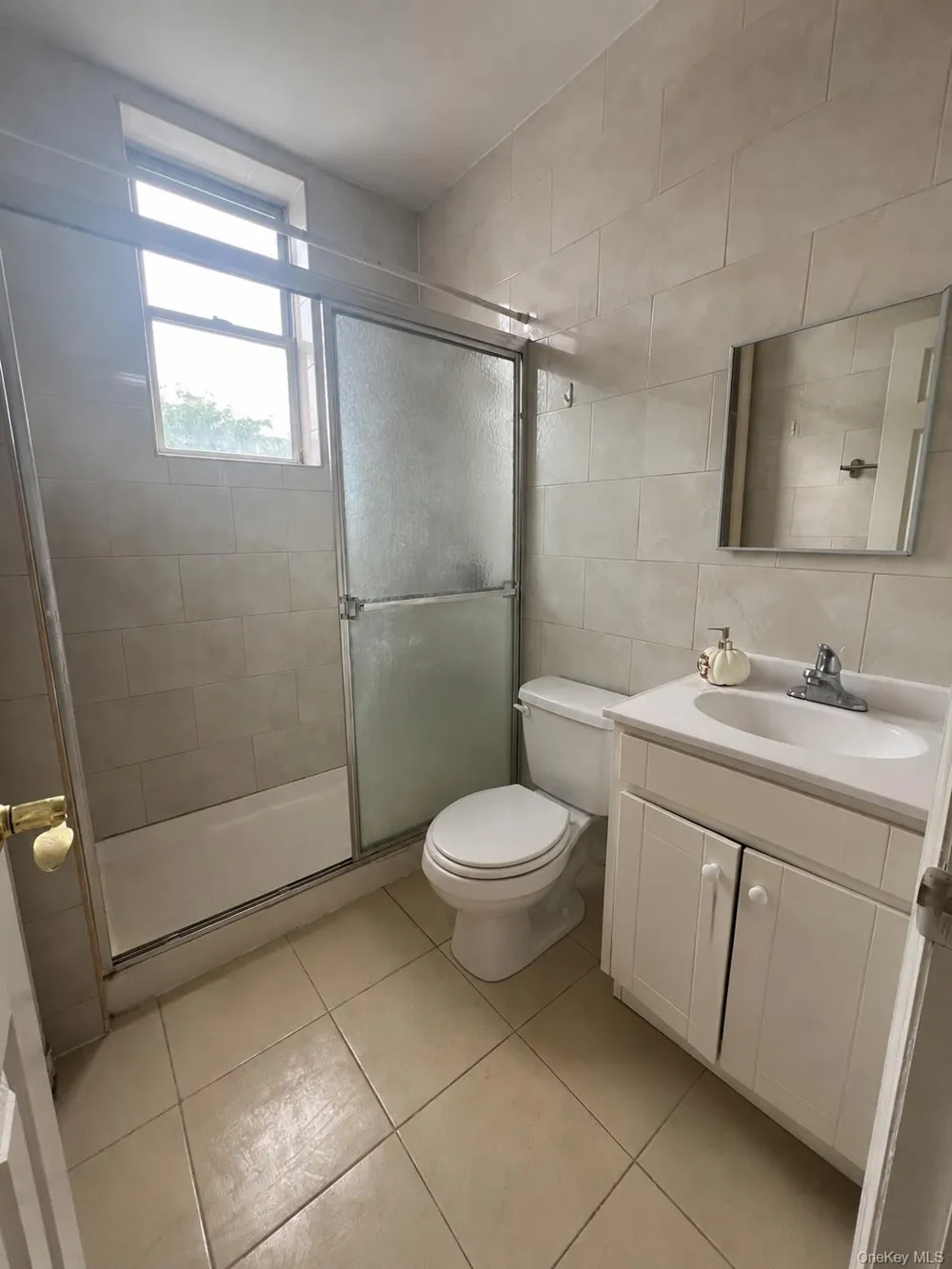 83-19 Northern Boulevard Jackson Heights, NY 11372