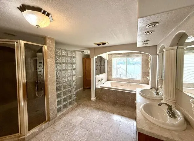 68404 Dailey Road Edwardsburg, MI 49112