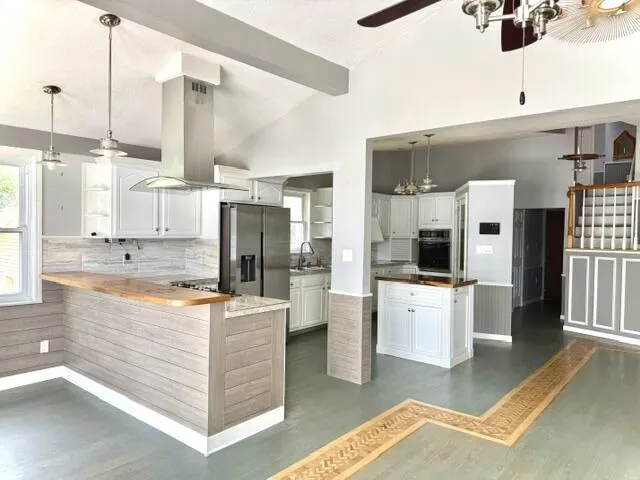 68404 Dailey Road Edwardsburg, MI 49112
