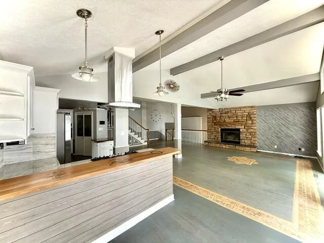 68404 Dailey Road Edwardsburg, MI 49112