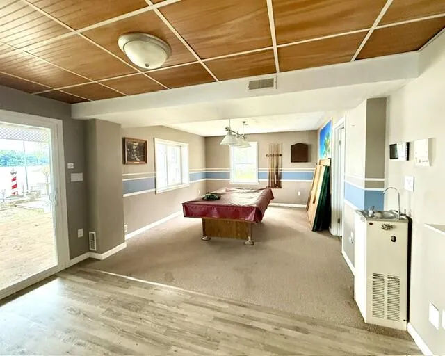 68404 Dailey Road Edwardsburg, MI 49112