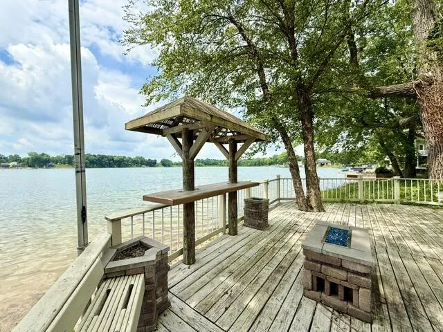 68404 Dailey Road Edwardsburg, MI 49112