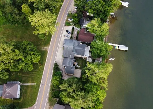 68404 Dailey Road Edwardsburg, MI 49112