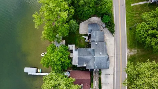 68404 Dailey Road Edwardsburg, MI 49112