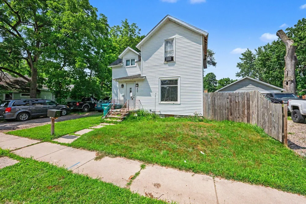 304 Fifth Avenue Three Rivers, MI 49093