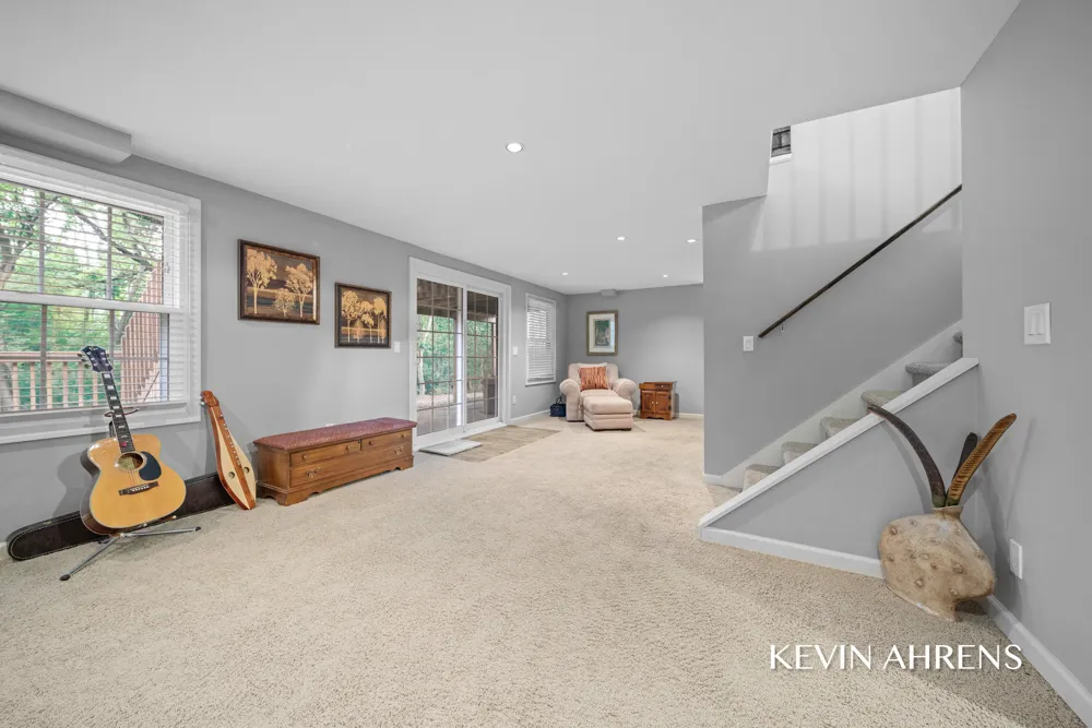 4473 Trail View NE Grand Rapids, MI 49525