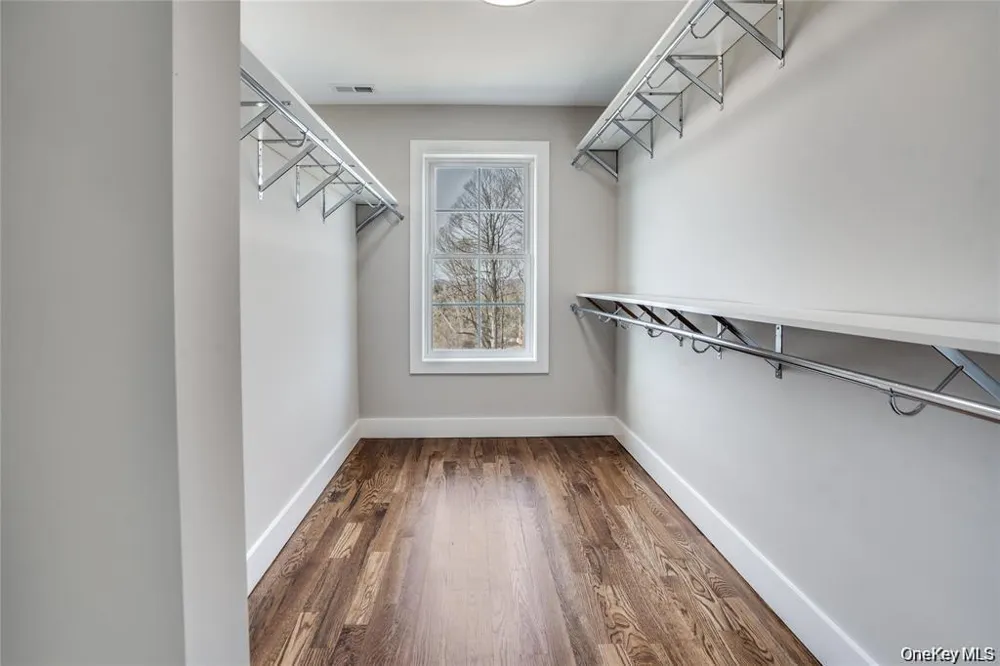 26 Gentry Bend Poughkeepsie, NY 12603