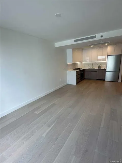 144-49 Northern Boulevard #520