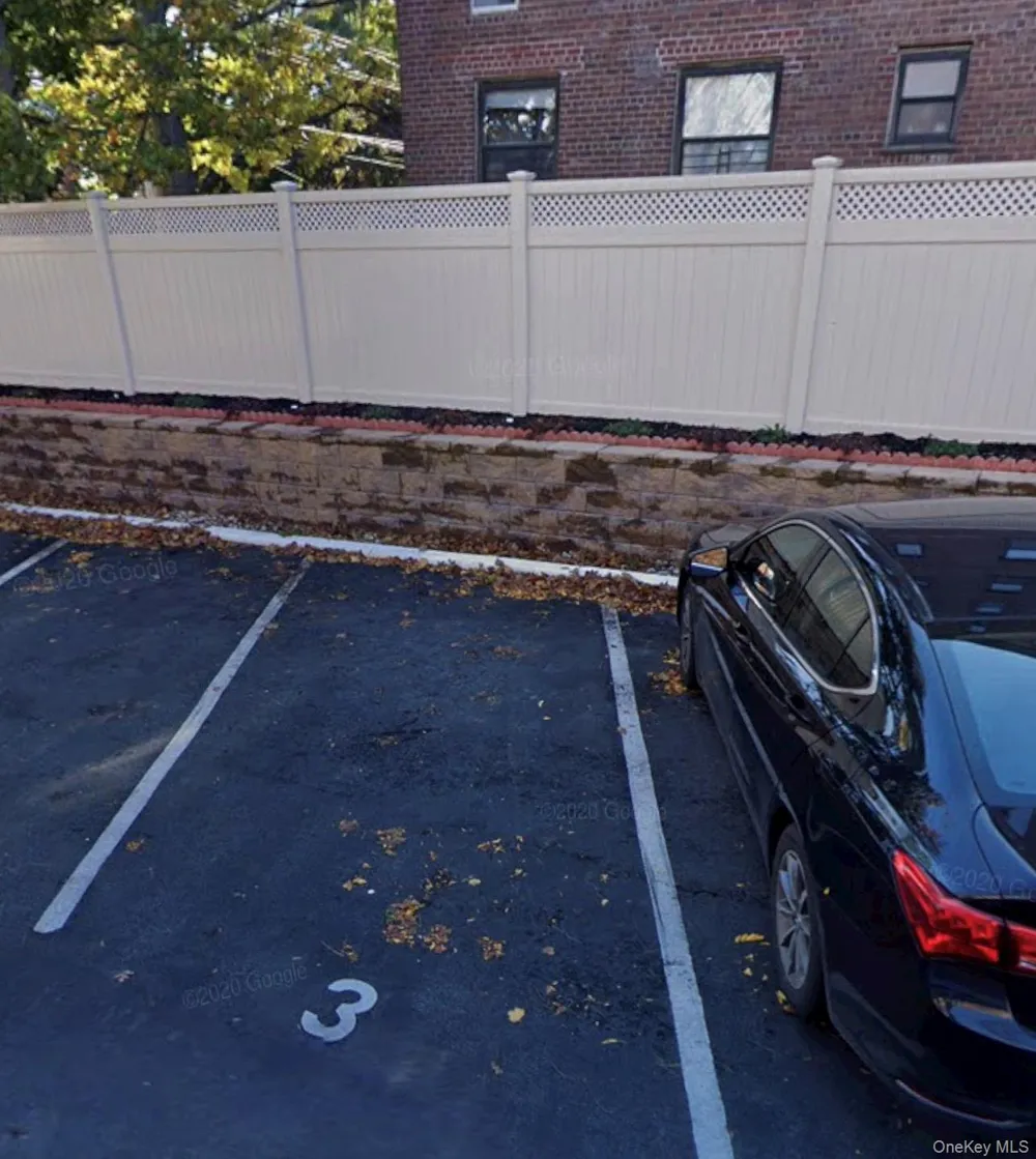 189 Drake Avenue #2C New Rochelle, NY 10805