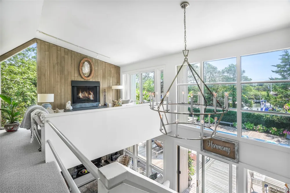 77 Bay Walk Fire Island Pines, NY 11782