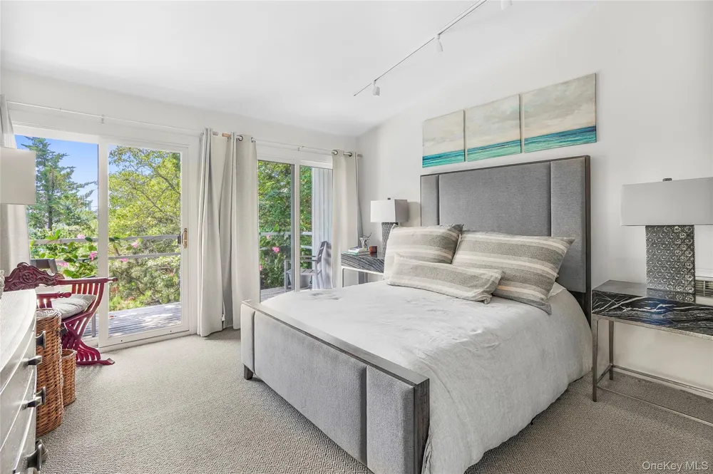 77 Bay Walk Fire Island Pines, NY 11782