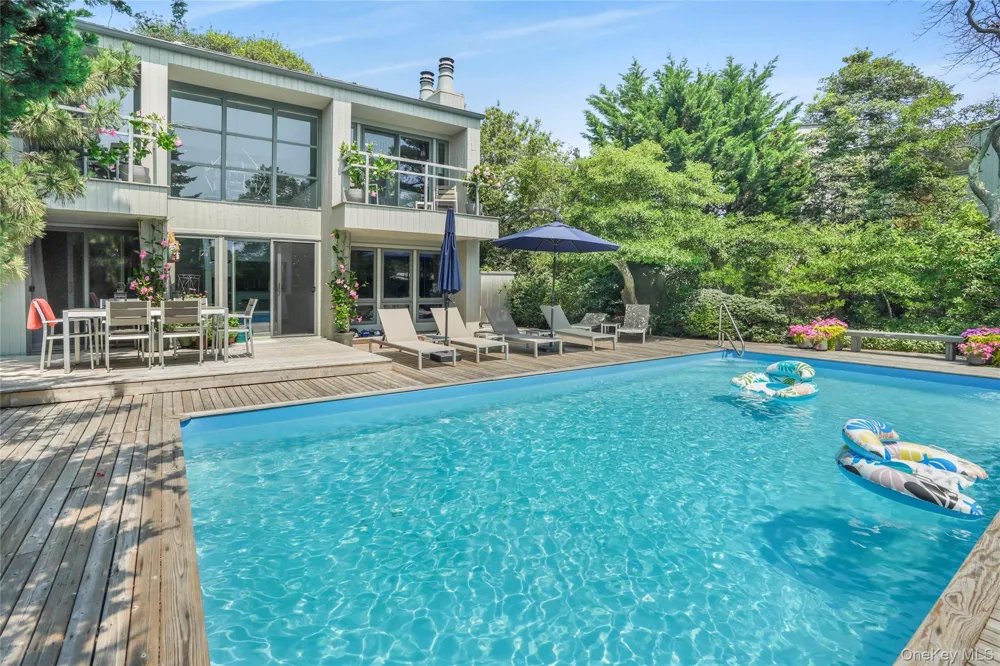 77 Bay Walk Fire Island Pines, NY 11782