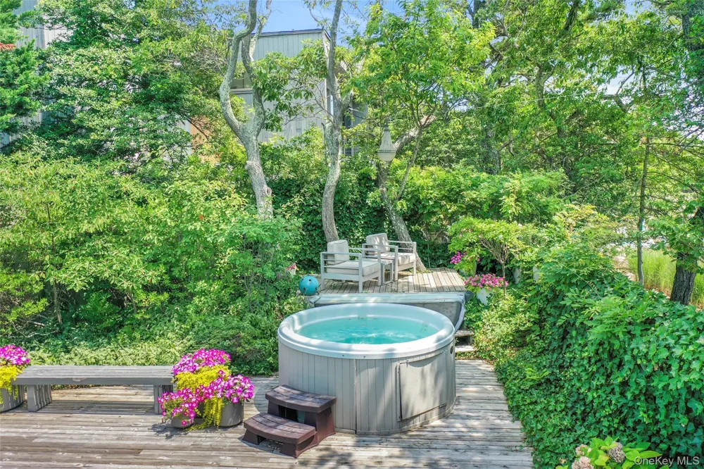 77 Bay Walk Fire Island Pines, NY 11782