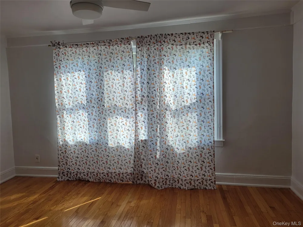 89-38 199th Street Hollis, NY 11423