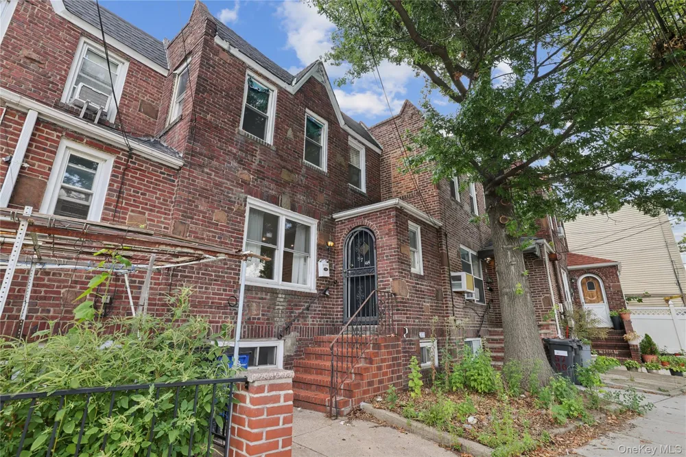 57-68 Mazeau Street Maspeth, NY 11378
