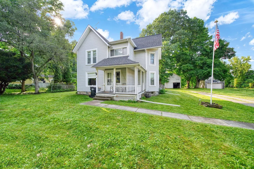 520 W Main Street Manchester, MI 48158