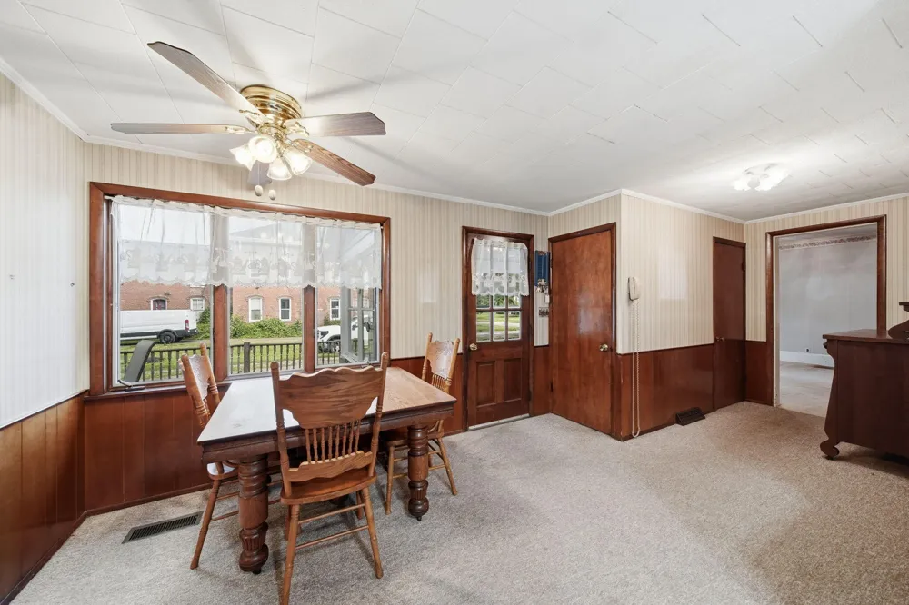 520 W Main Street Manchester, MI 48158