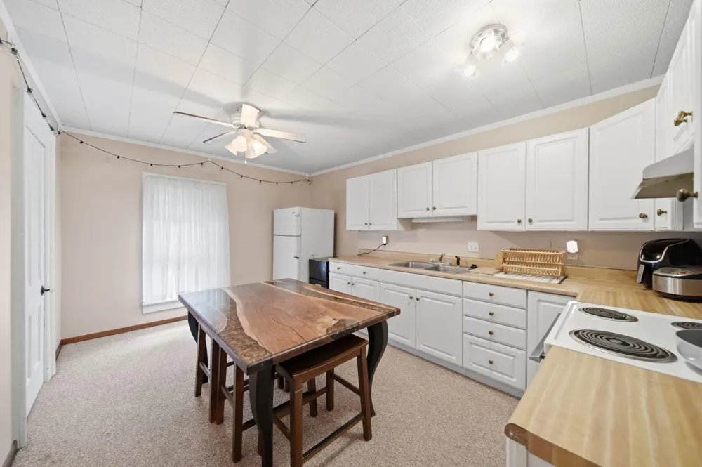 520 W Main Street Manchester, MI 48158