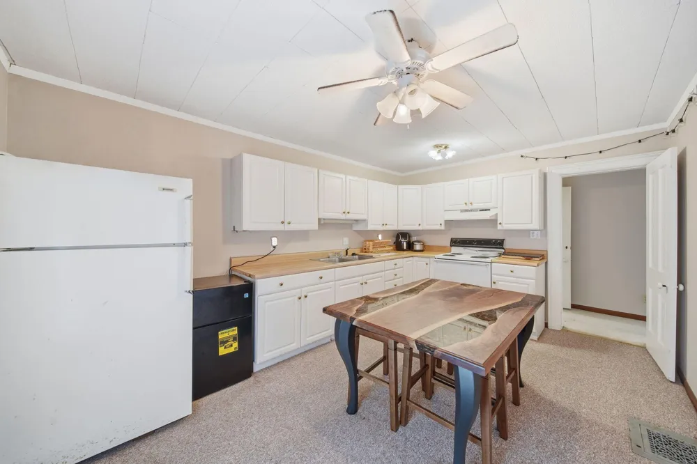520 W Main Street Manchester, MI 48158