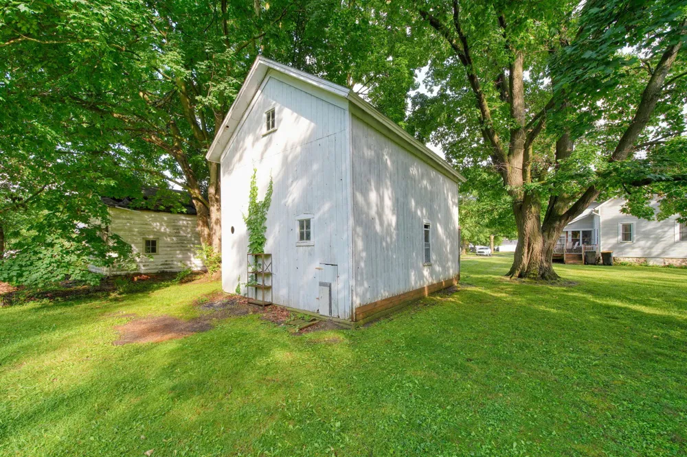 520 W Main Street Manchester, MI 48158