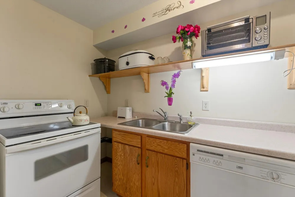 17883 Paradise Lake Vandalia, MI 49095