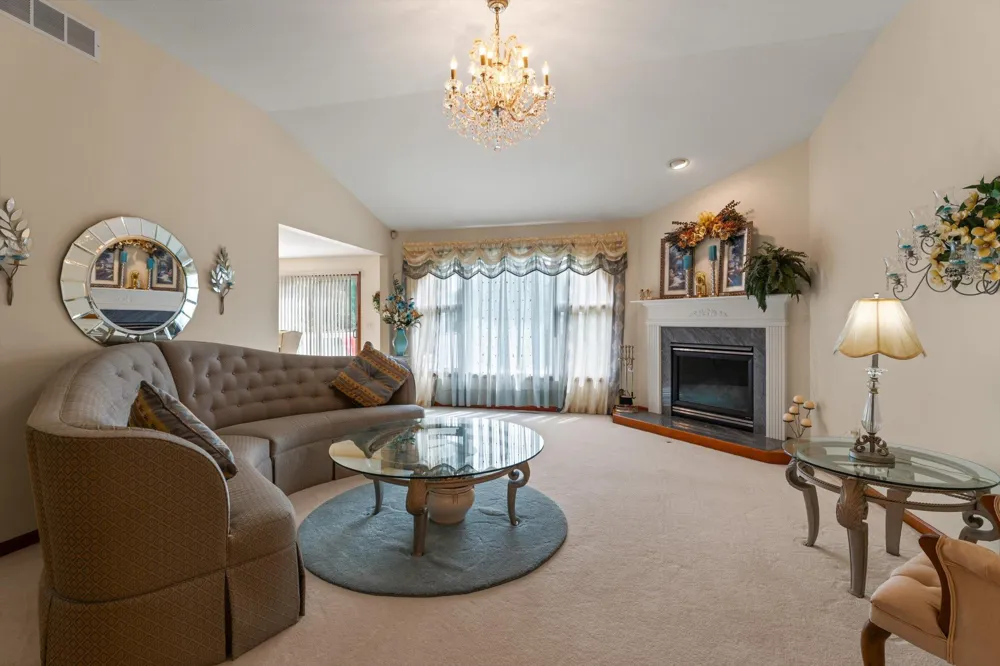 17883 Paradise Lake Vandalia, MI 49095