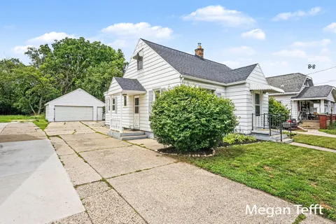 1955 Blandford Avenue SW